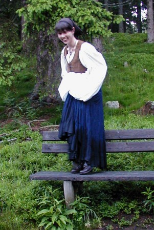 Jungfrau auf Bank